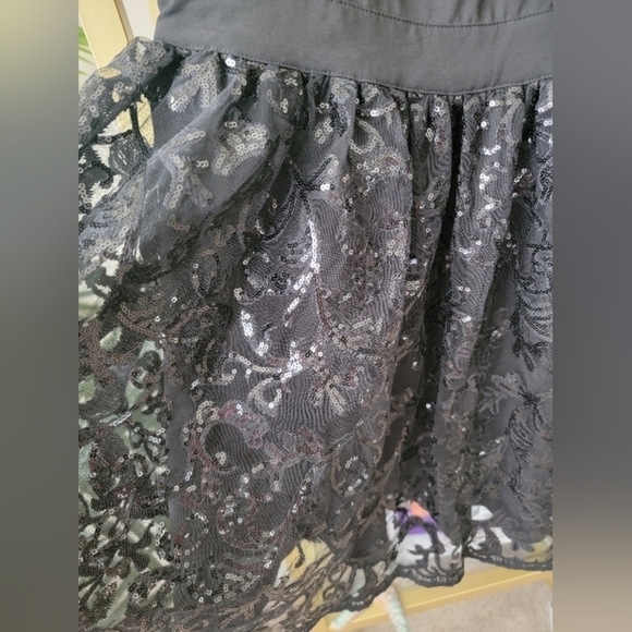 Bebe Black Sequin Two Piece Spaghetti Strap Christmas Dress Womens Size S/P - Picture 9 of 14